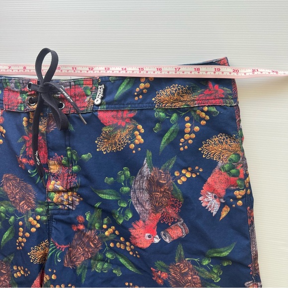 Mambo Surf Mens Boardshorts Drinking Beer Galah Bird Quick Dry Size XXL or 40 - Picture 10 of 11